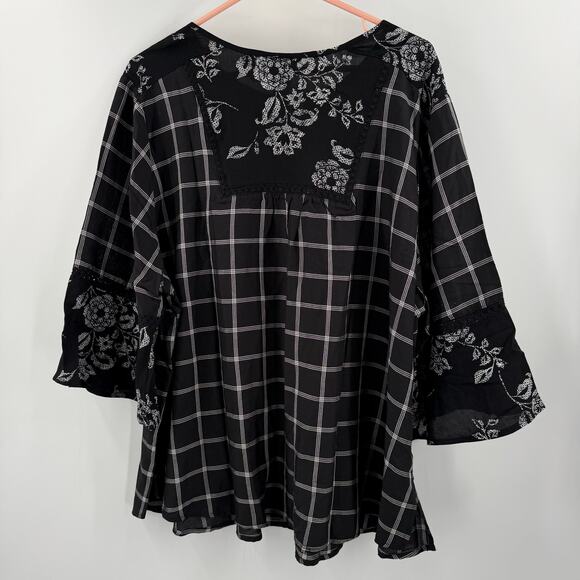 Catherines Blouse Size 2XWP (22/24WP) NWT Georgette B&W Plaid Floral Bell Sleeve - Picture 3 of 13